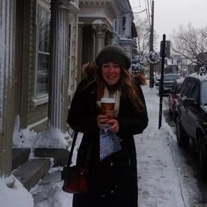 Meet your Posher, Olivia